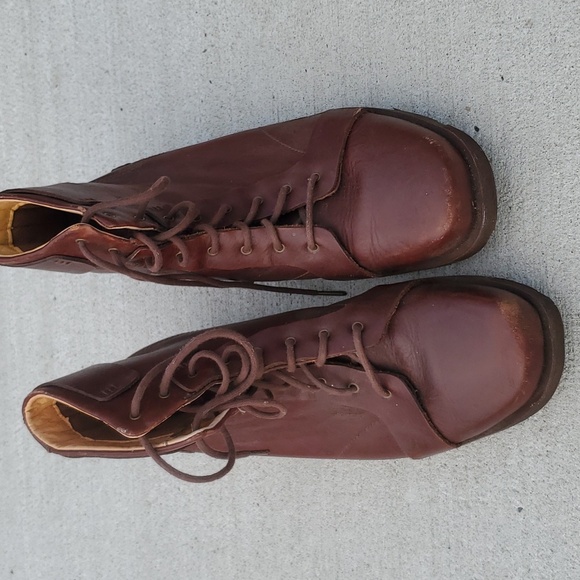 Dr. Martens 11564 Lace Up Leather Boots. Men's Size 11 - Picture 5 of 14